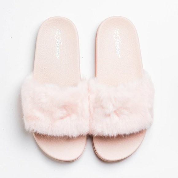 3/$10  Forever Link Kids Warm & Fuzzy Fashion Slip-On Slides - Pink - Picture 1 of 1